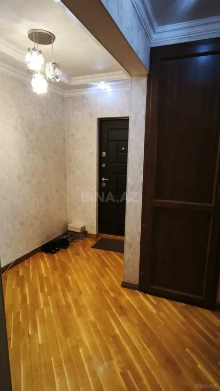Satılır 3 otaqlı mənzil 75 m²