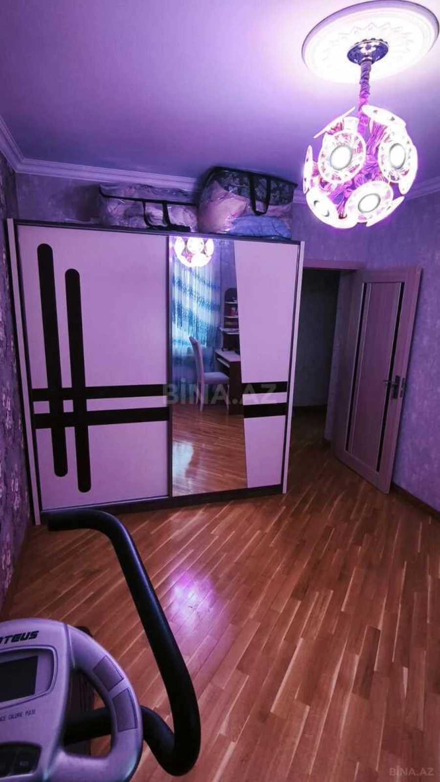 Satılır 3 otaqlı mənzil 75 m²