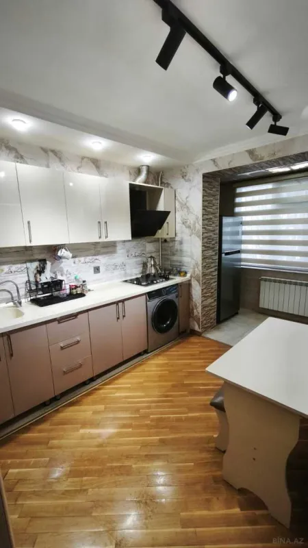 Satılır 3 otaqlı mənzil 75 m²