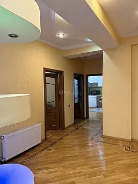 Satılır 3 otaqlı mənzil 115 m²