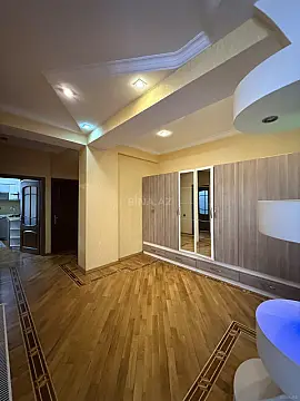 Satılır 3 otaqlı mənzil 115 m²