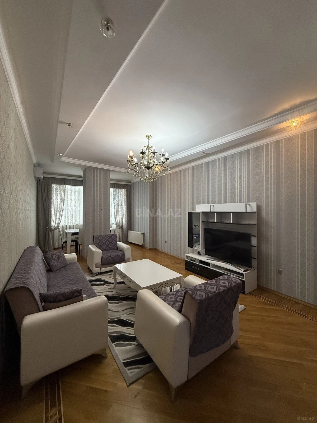 Satılır 3 otaqlı mənzil 115 m²