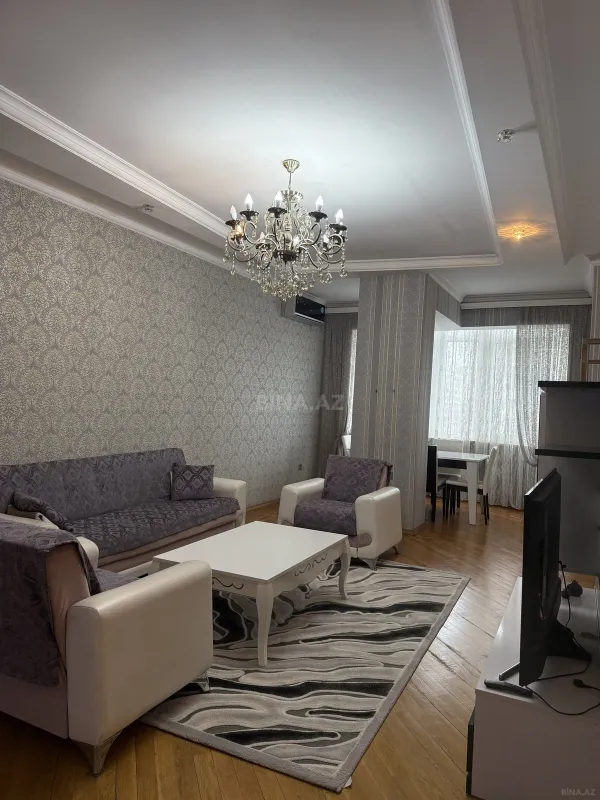 Satılır 3 otaqlı mənzil 115 m²
