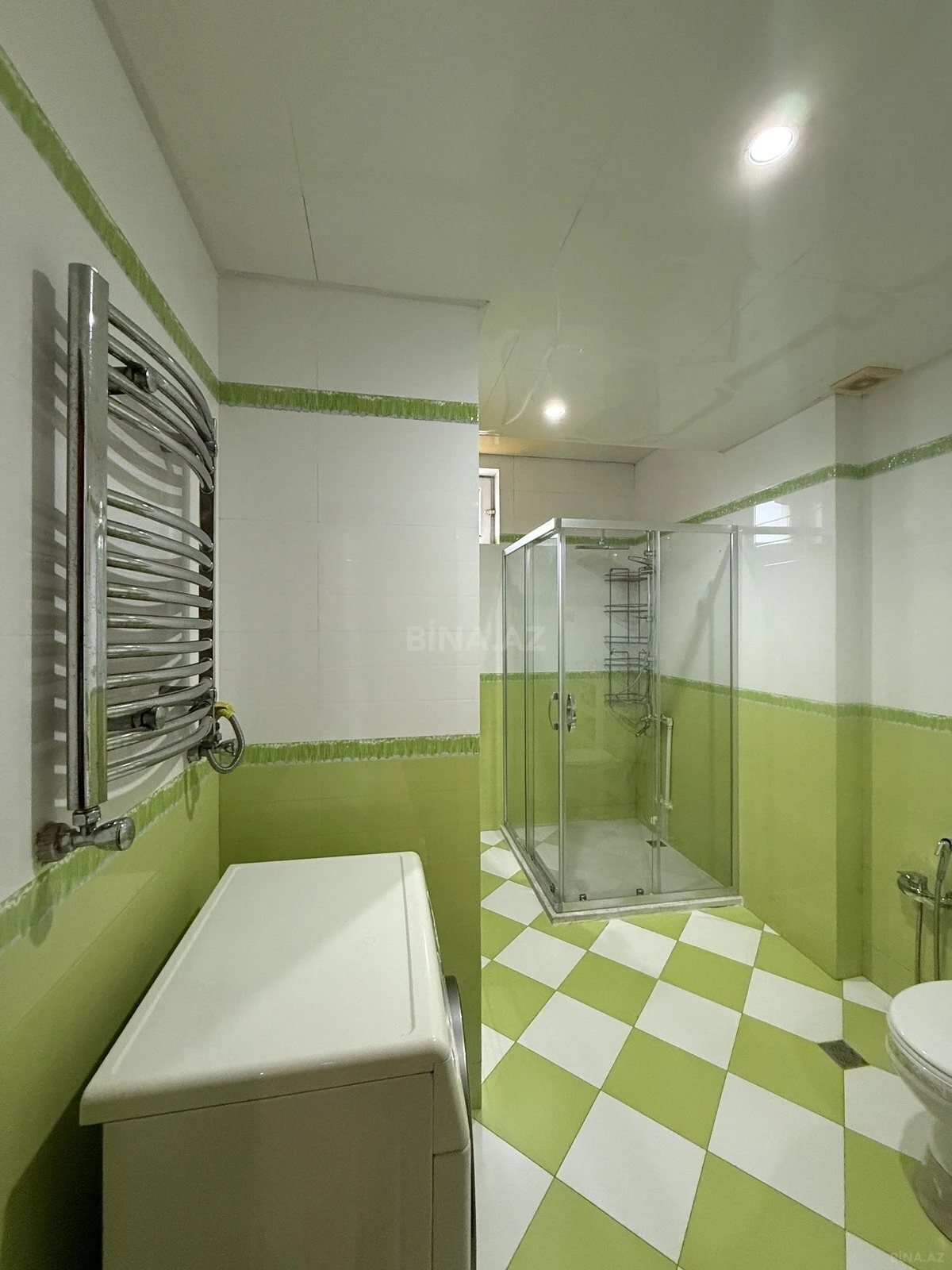 Satılır 3 otaqlı mənzil 115 m²