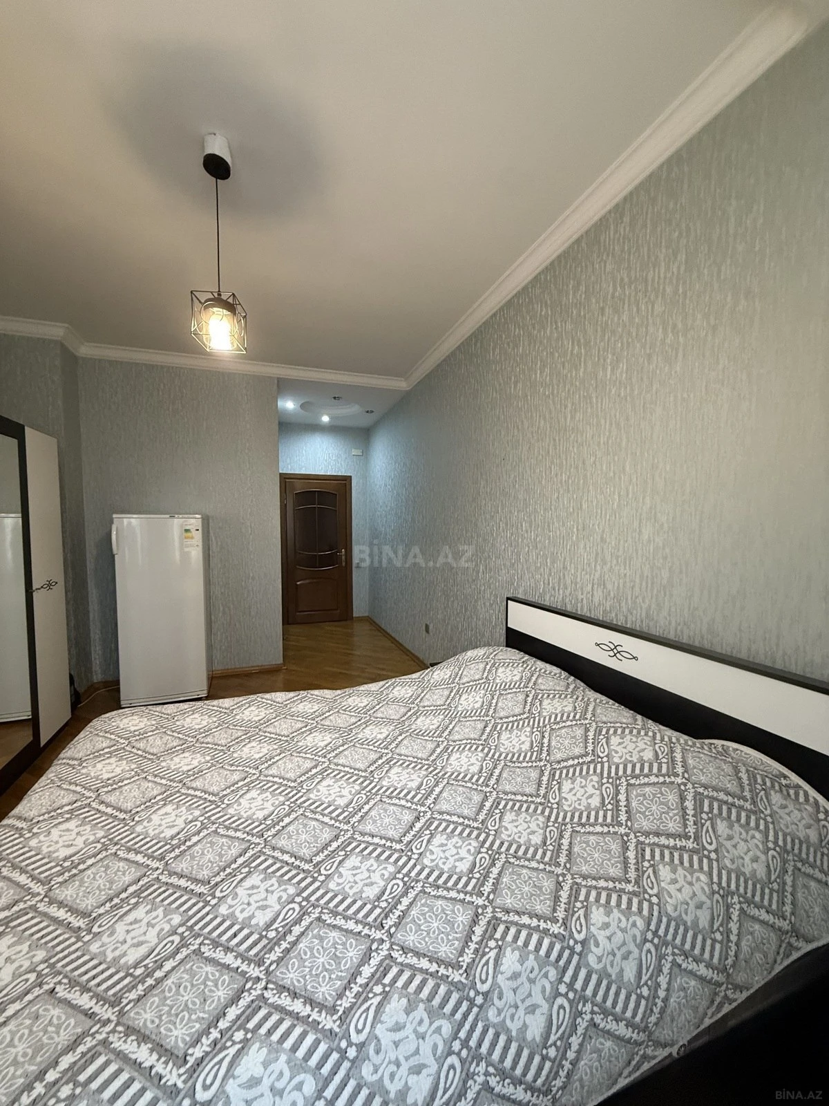 Satılır 3 otaqlı mənzil 115 m²