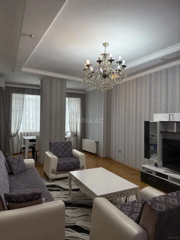 Satılır 3 otaqlı mənzil 115 m²