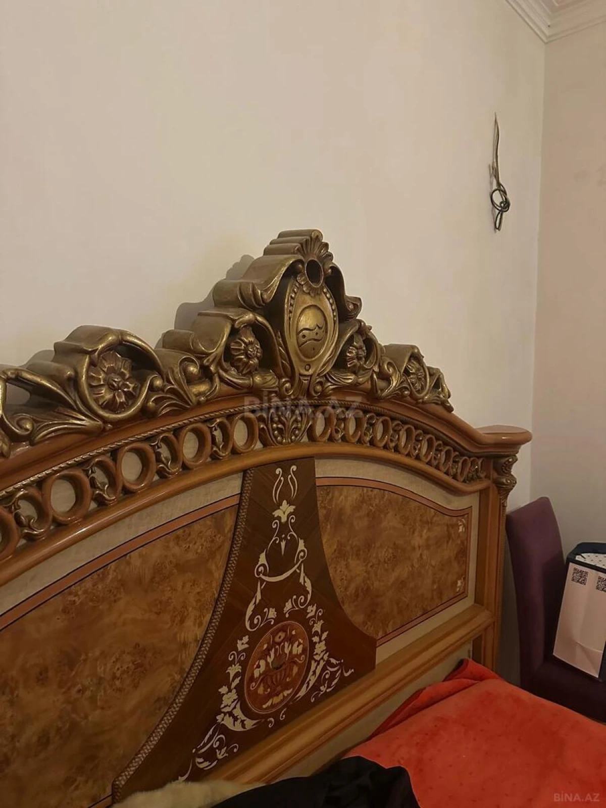 Satılır 9 otaqlı həyət evi 400 m²