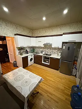 Satılır 2 otaqlı mənzil 64 m²