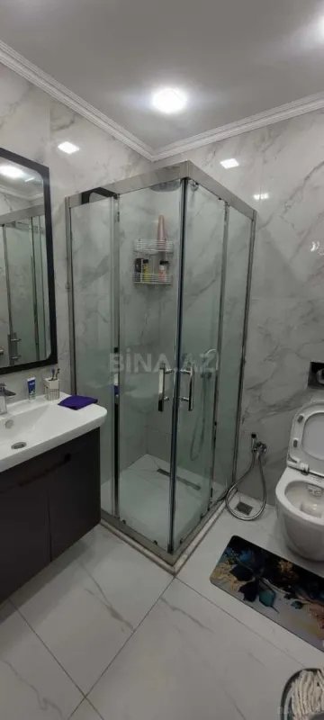 Kirayə verilir 2 otaqlı mənzil 80 m²