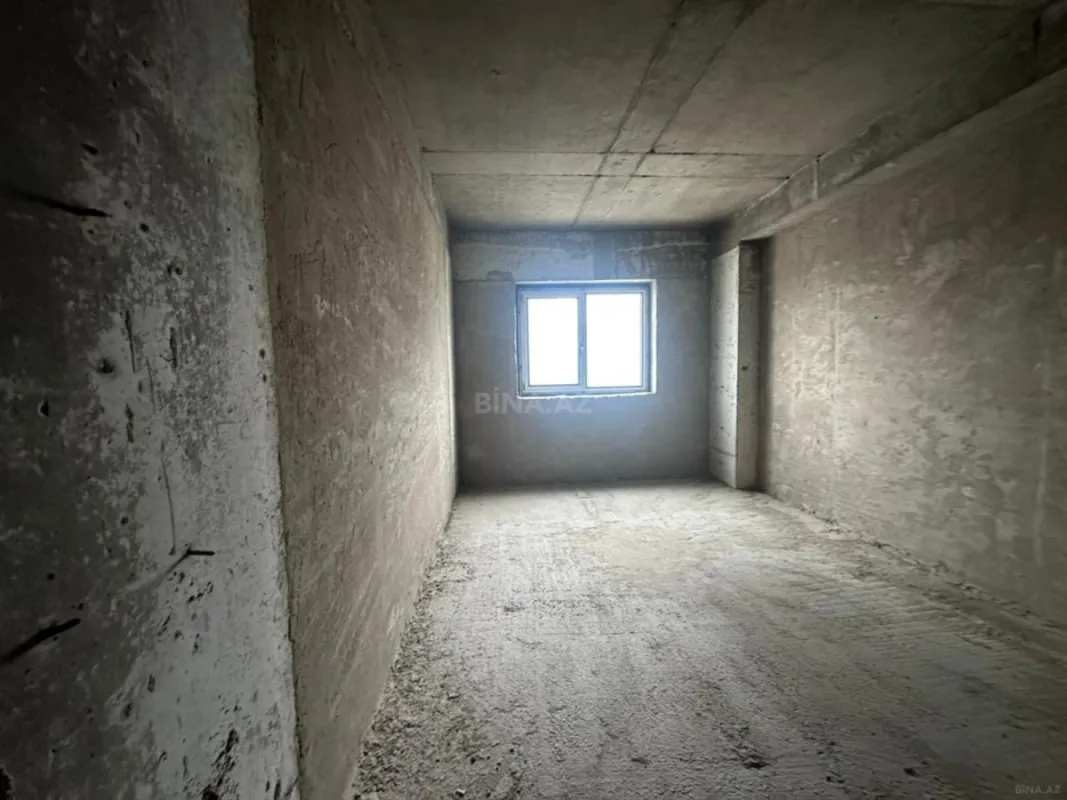 Satılır 3 otaqlı mənzil 163 m²