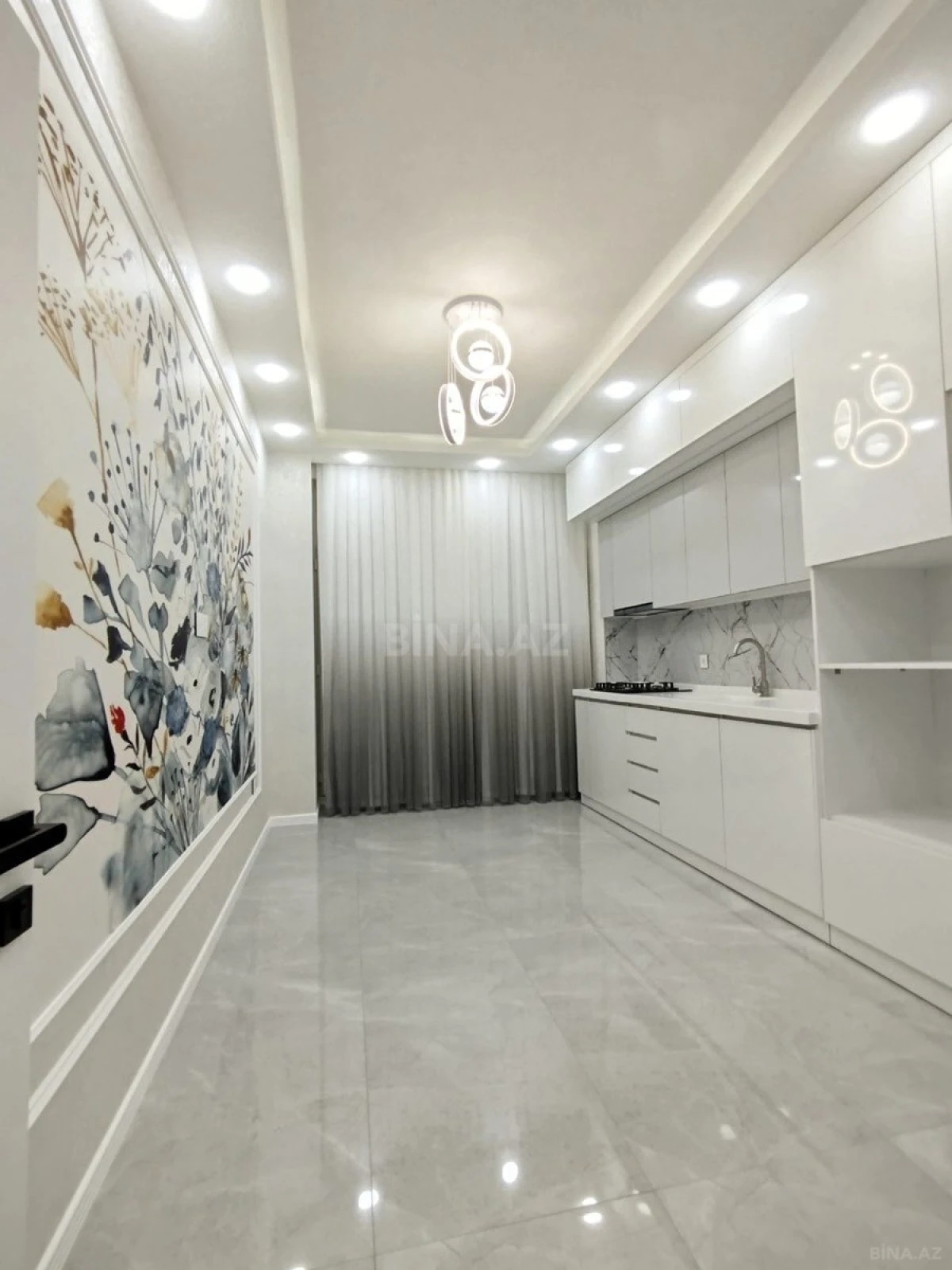 Satılır 3 otaqlı mənzil 95 m²