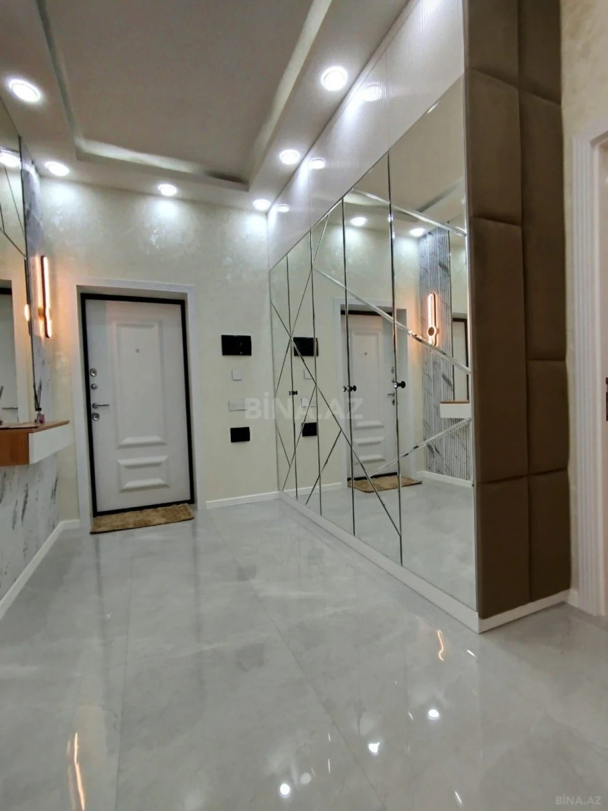 Satılır 3 otaqlı mənzil 95 m²