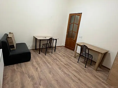 Kirayə verilir 10 otaqlı ofis 400 m²