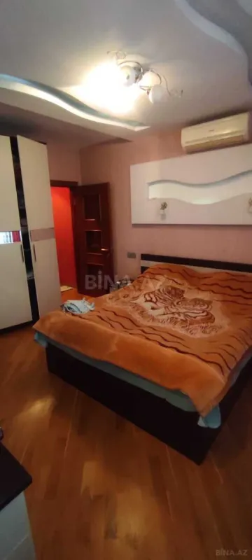 Satılır 2 otaqlı mənzil 96 m²