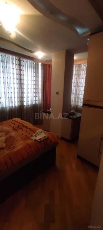 Satılır 2 otaqlı mənzil 96 m²