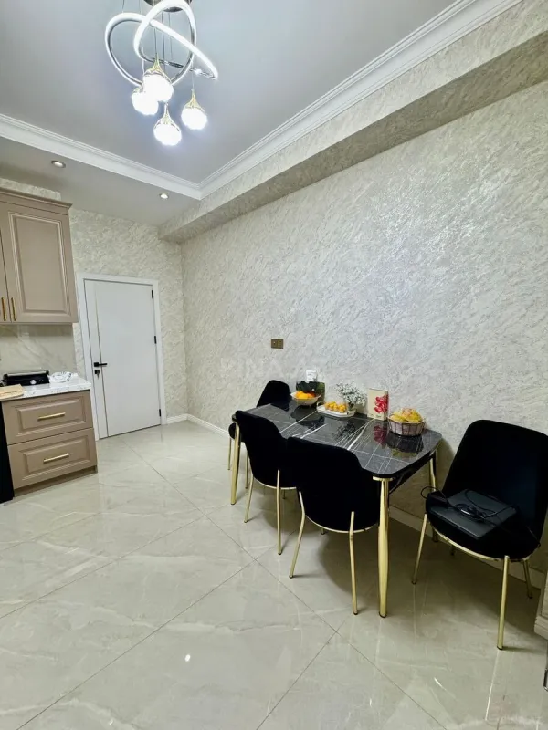 Satılır 3 otaqlı mənzil 128 m²