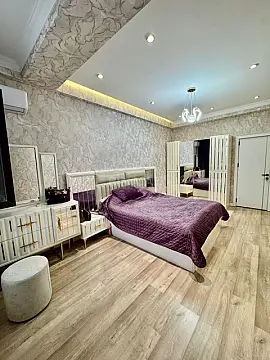 Satılır 3 otaqlı mənzil 128 m²