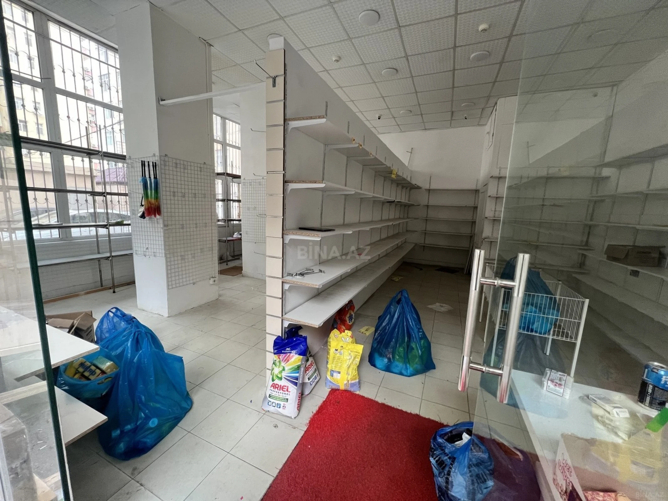 Kirayə verilir obyekt 55 m²