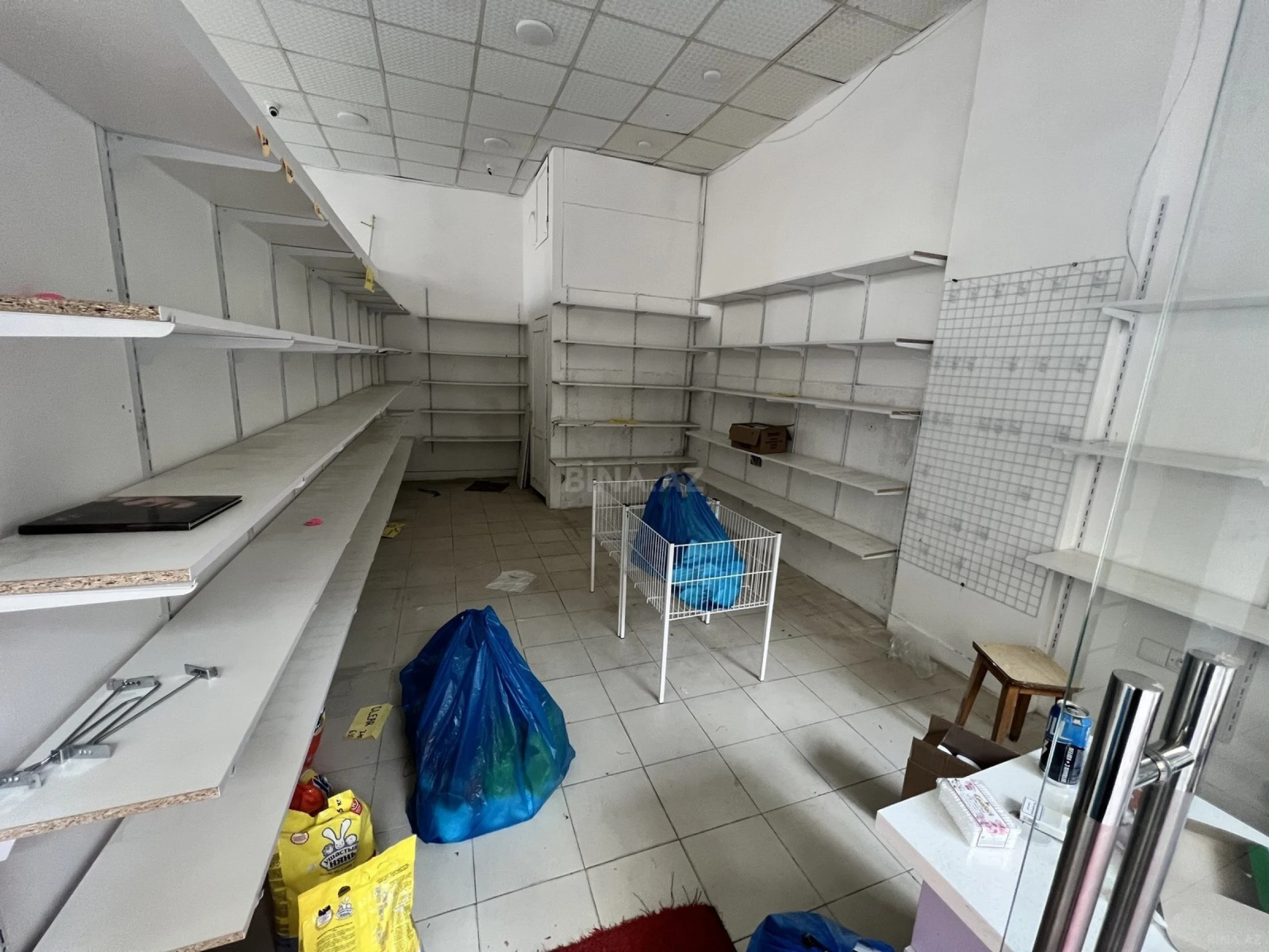 Kirayə verilir obyekt 55 m²