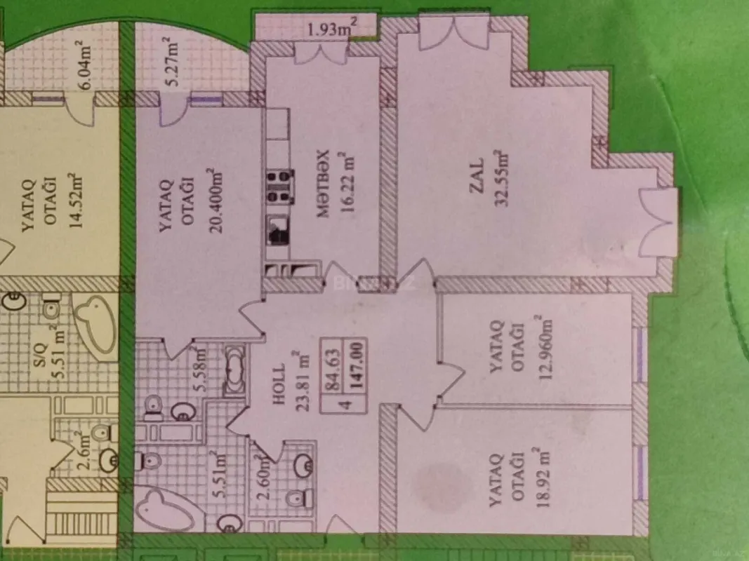 Satılır 4 otaqlı mənzil 147 m²