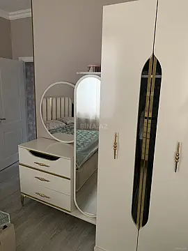 Satılır 5 otaqlı mənzil 132 m²
