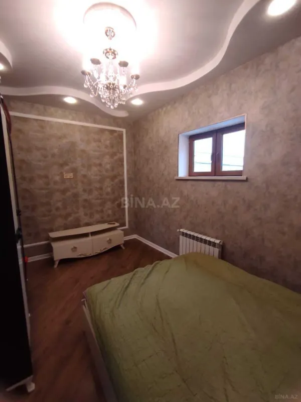 Satılır 6 otaqlı həyət evi 270 m²