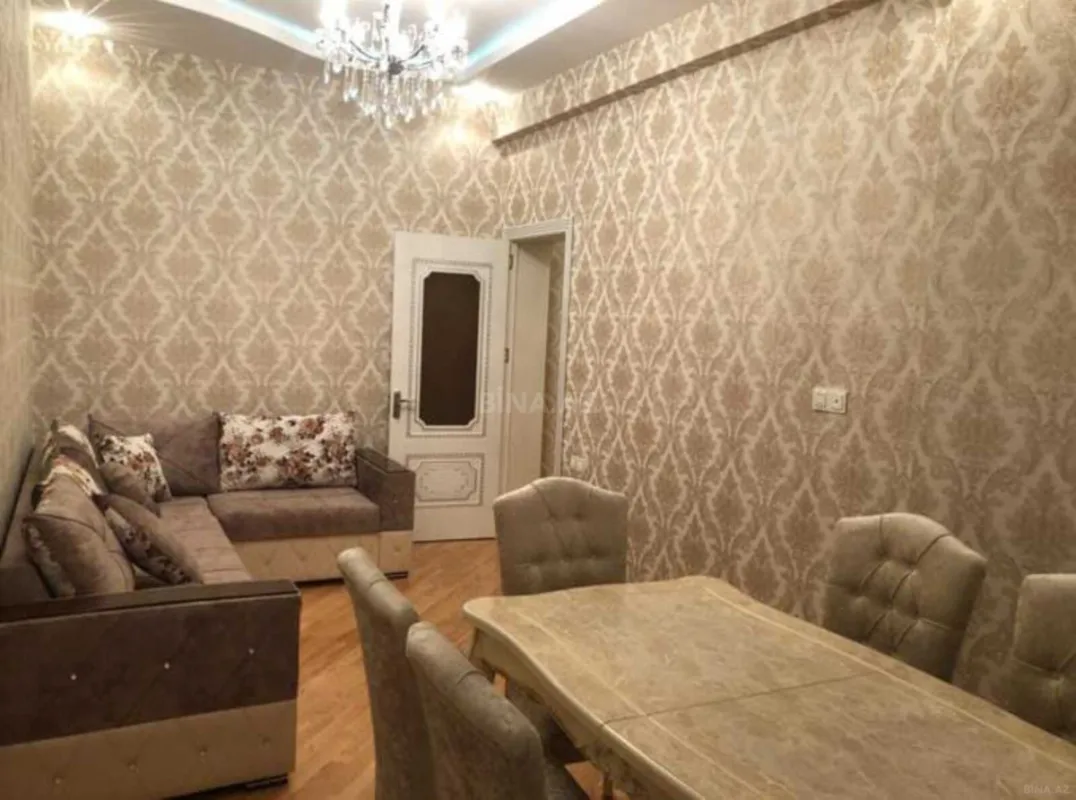 Kirayə verilir 2 otaqlı mənzil 80 m²