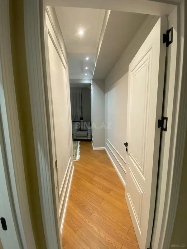 Satılır 2 otaqlı mənzil 87 m²