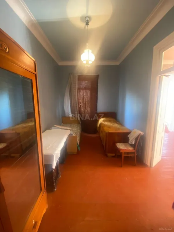 Satılır 2 otaqlı mənzil 75 m²