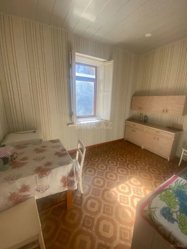 Satılır 2 otaqlı mənzil 75 m²