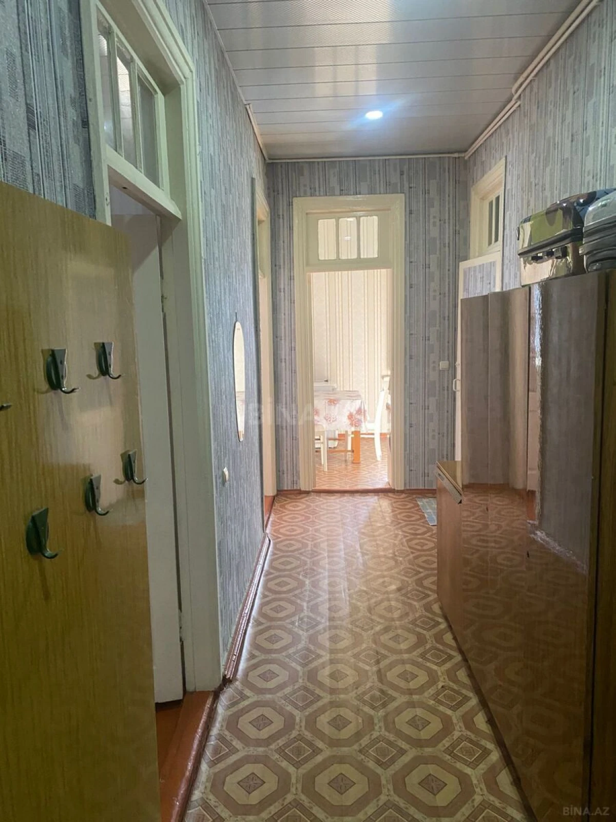 Satılır 2 otaqlı mənzil 75 m²