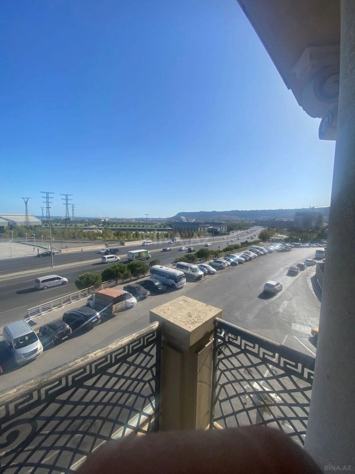 Satılır 2 otaqlı mənzil 75 m²