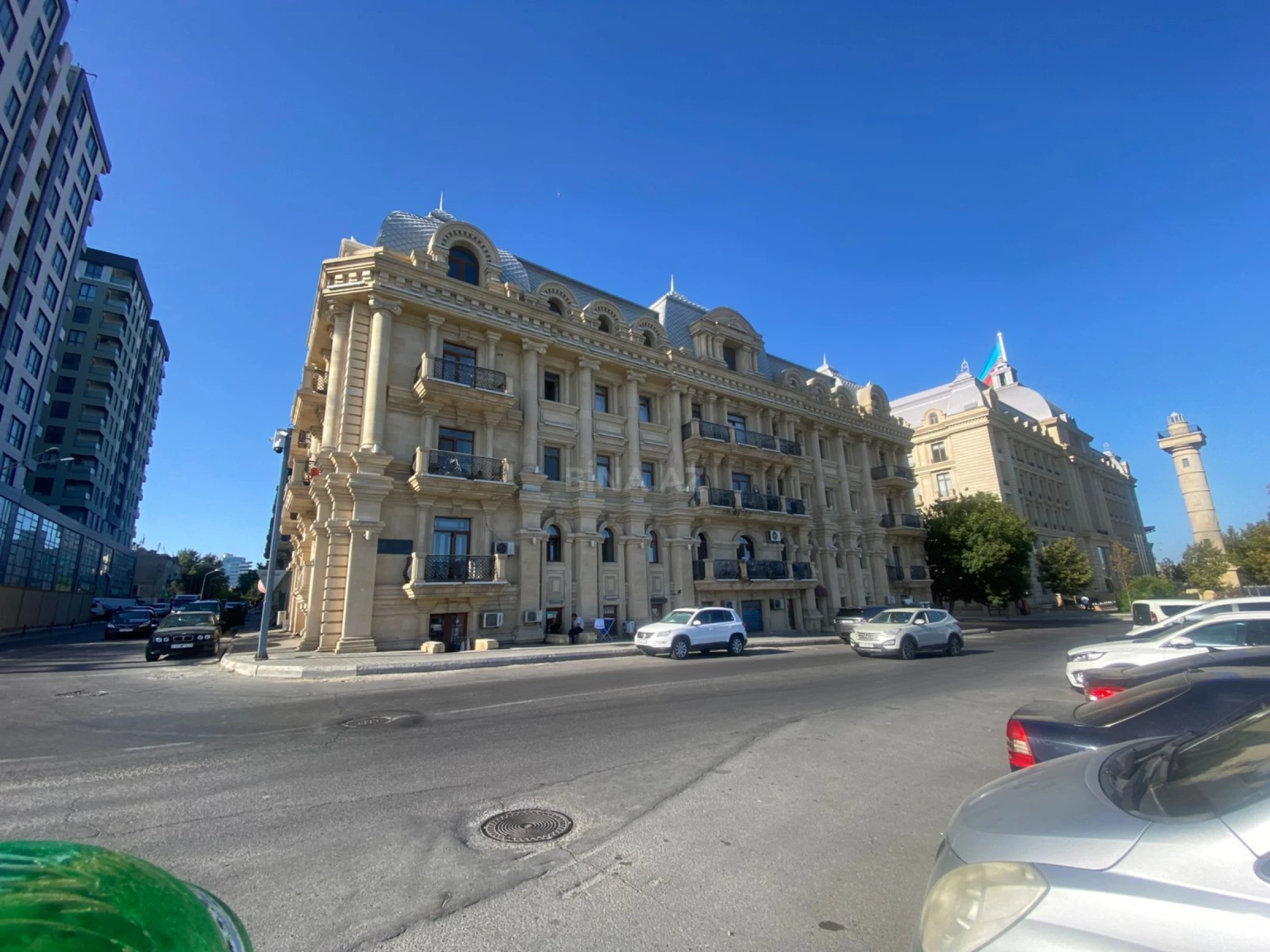 Satılır 2 otaqlı mənzil 75 m²