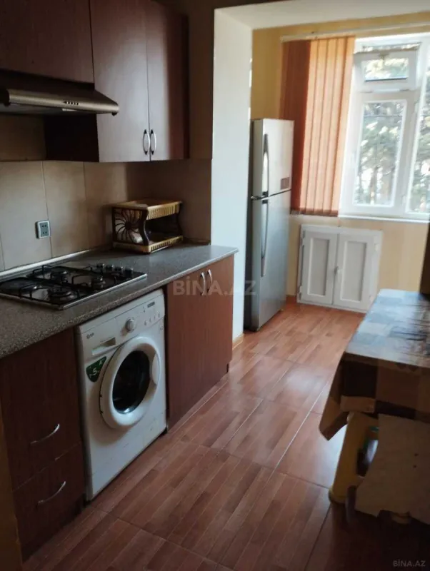 Kirayə verilir 2 otaqlı mənzil 80 m²