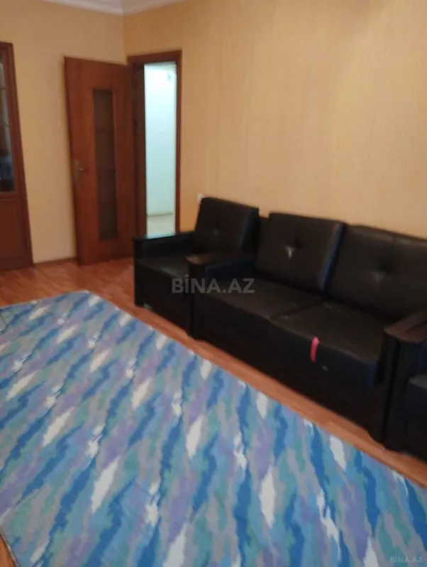 Kirayə verilir 2 otaqlı mənzil 80 m²