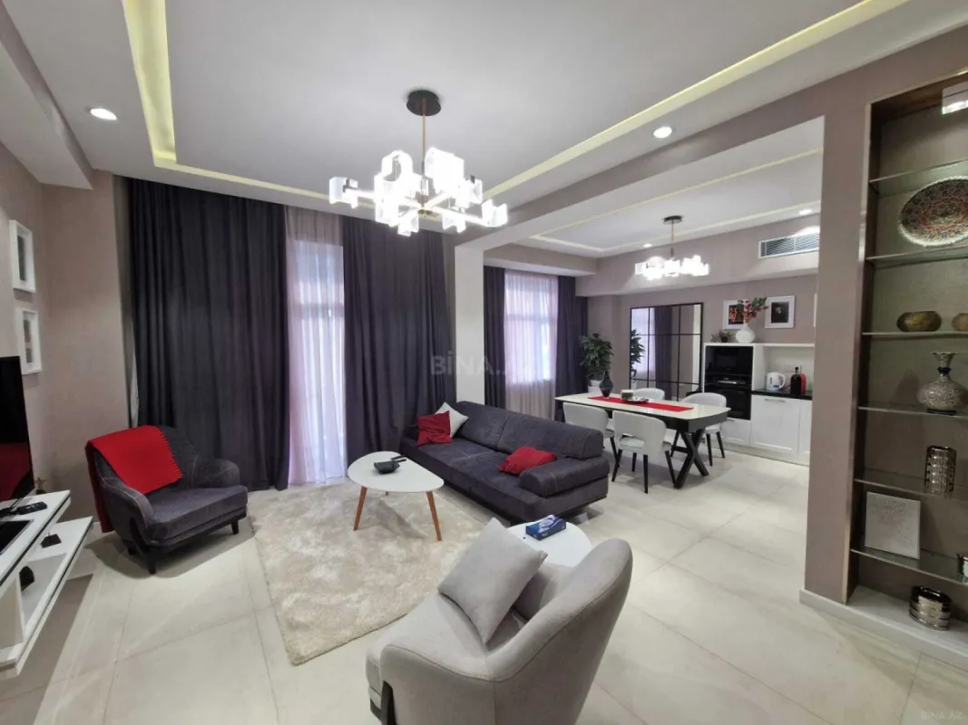 Kirayə verilir 3 otaqlı mənzil 130 m²