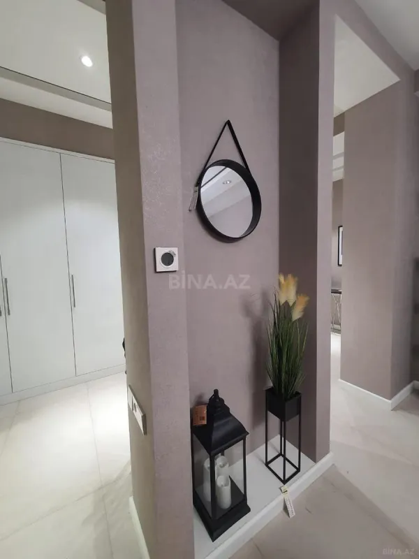 Kirayə verilir 3 otaqlı mənzil 130 m²