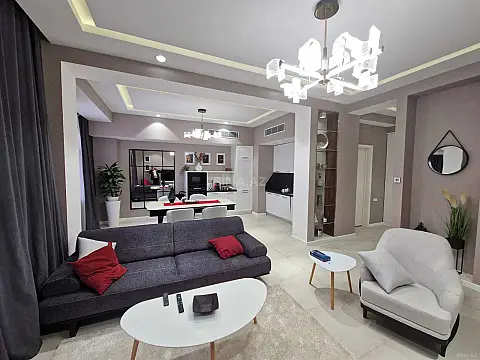 Kirayə verilir 3 otaqlı mənzil 130 m²