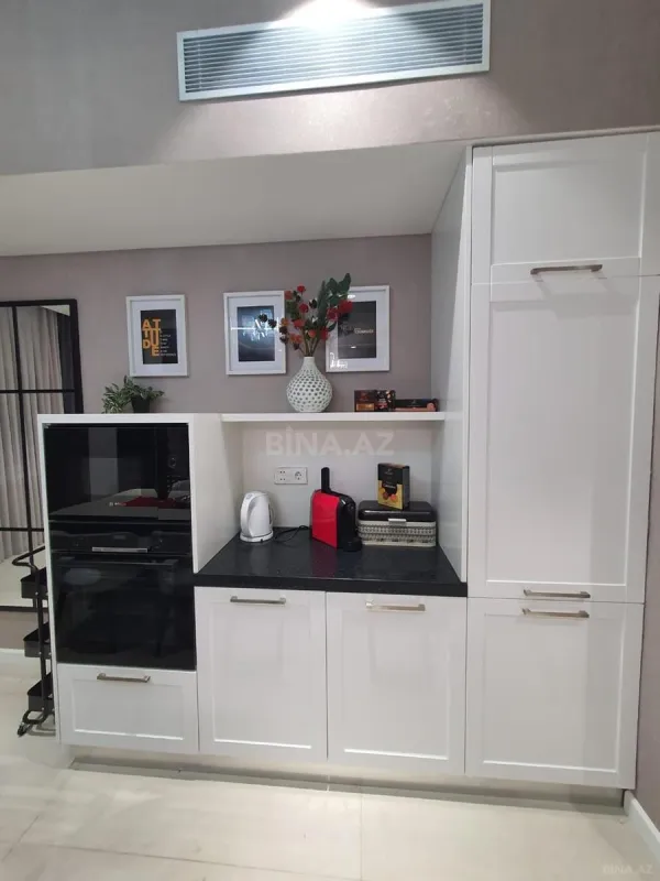 Kirayə verilir 3 otaqlı mənzil 130 m²