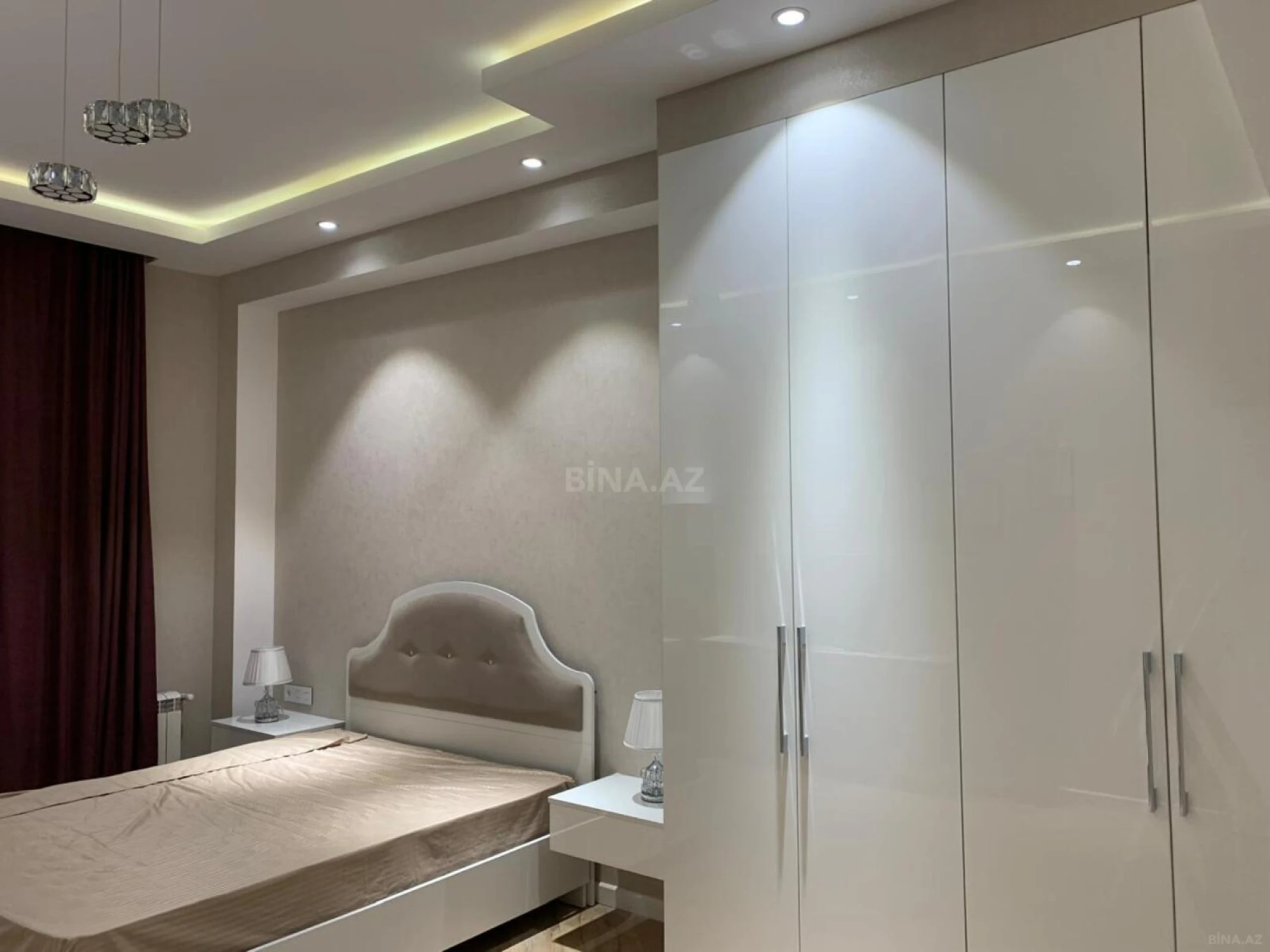 Kirayə verilir 3 otaqlı mənzil 130 m²