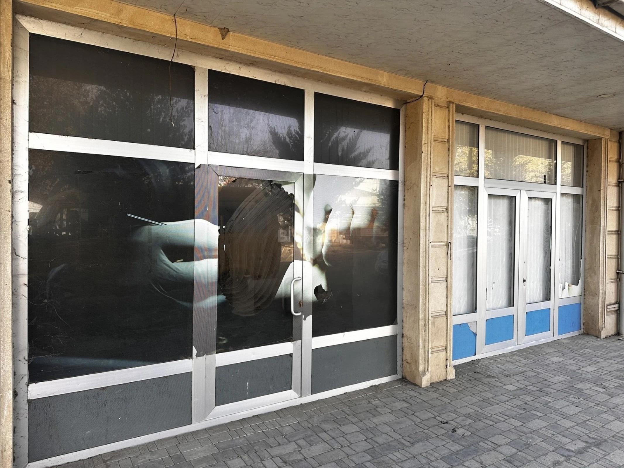 Satılır obyekt 1664.2 m²