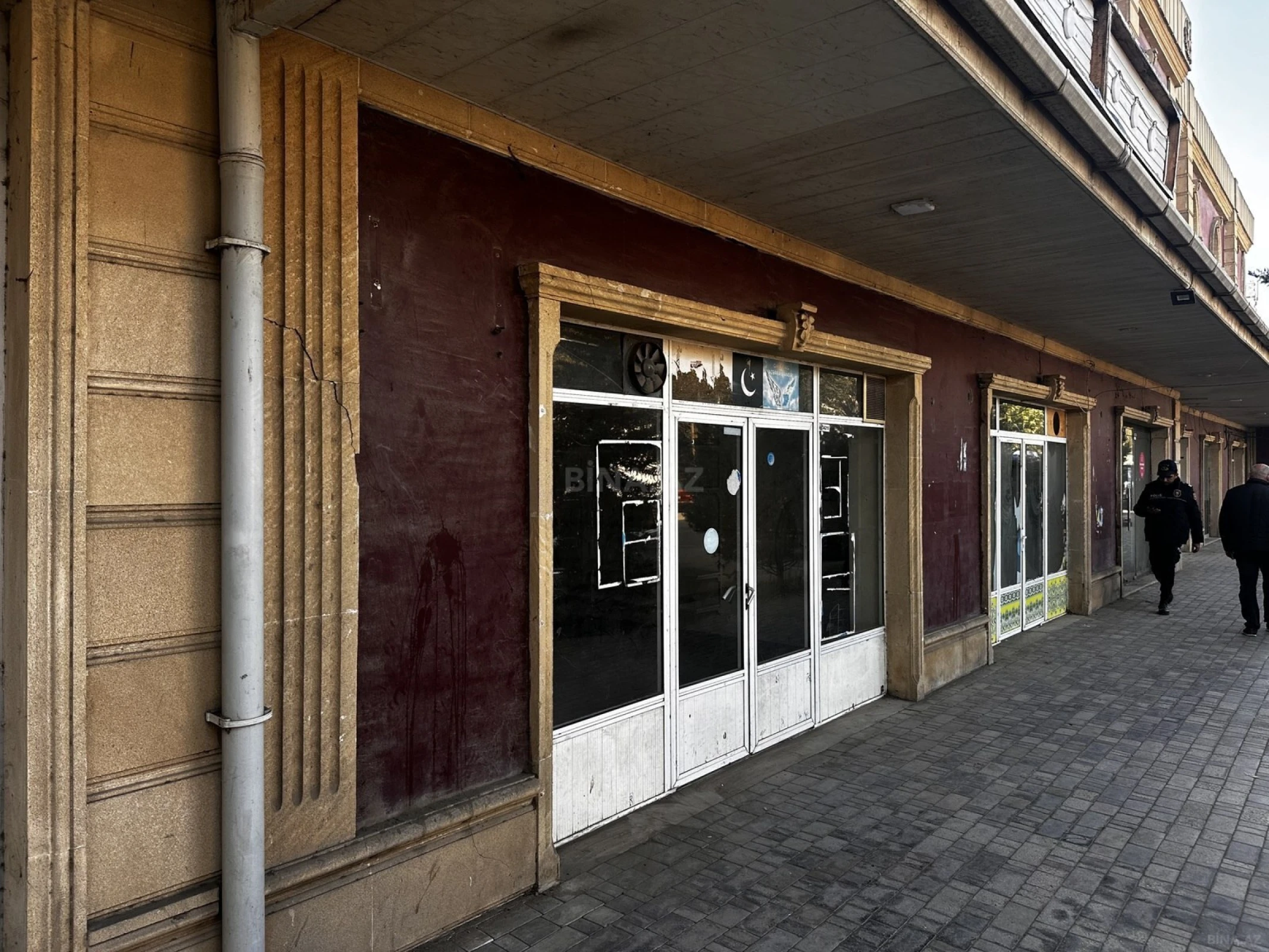 Satılır obyekt 1664.2 m²
