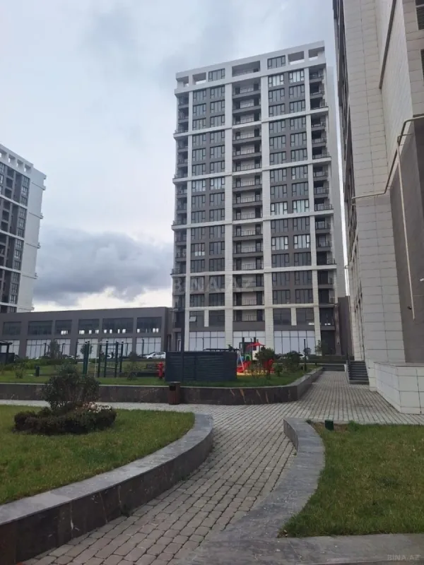 Satılır 2 otaqlı mənzil 108.2 m²