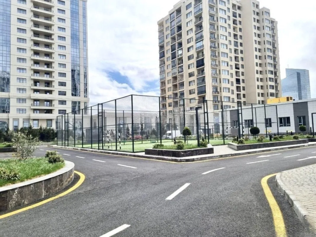 Satılır 2 otaqlı mənzil 108.2 m²