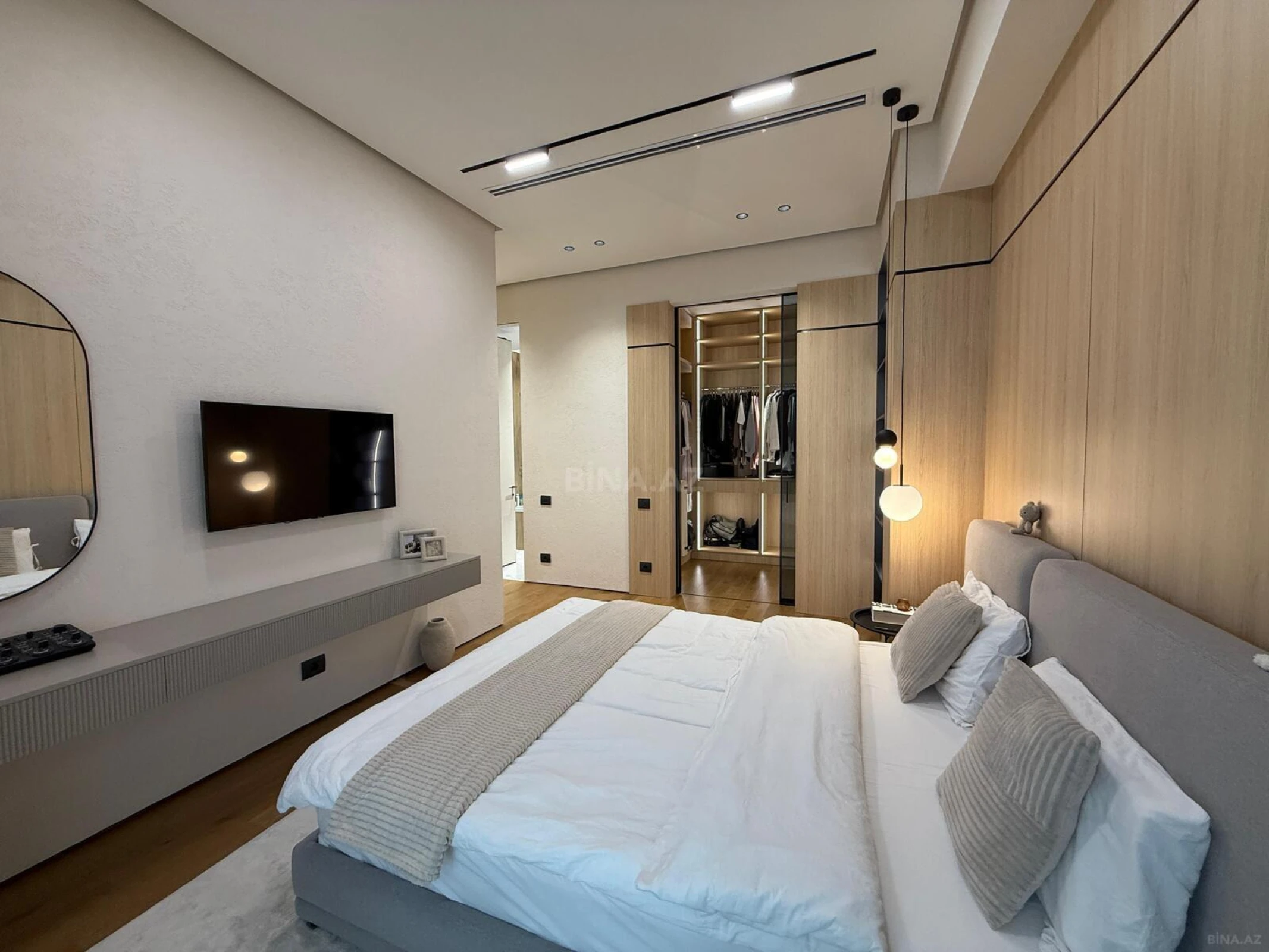 Satılır 2 otaqlı mənzil 100 m²