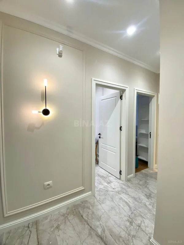 Kirayə verilir 2 otaqlı mənzil 68 m²