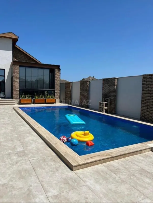 Kirayə verilir 3 otaqlı həyət evi 260 m²