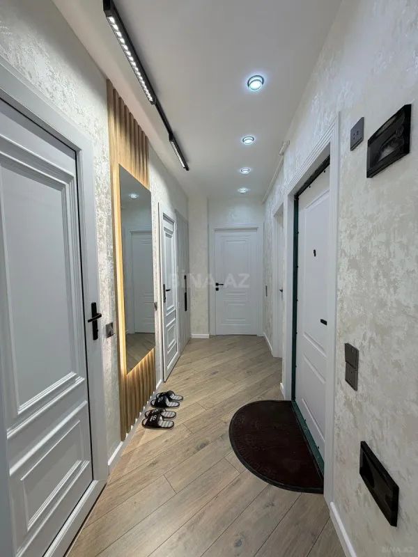 Satılır 2 otaqlı mənzil 65 m²