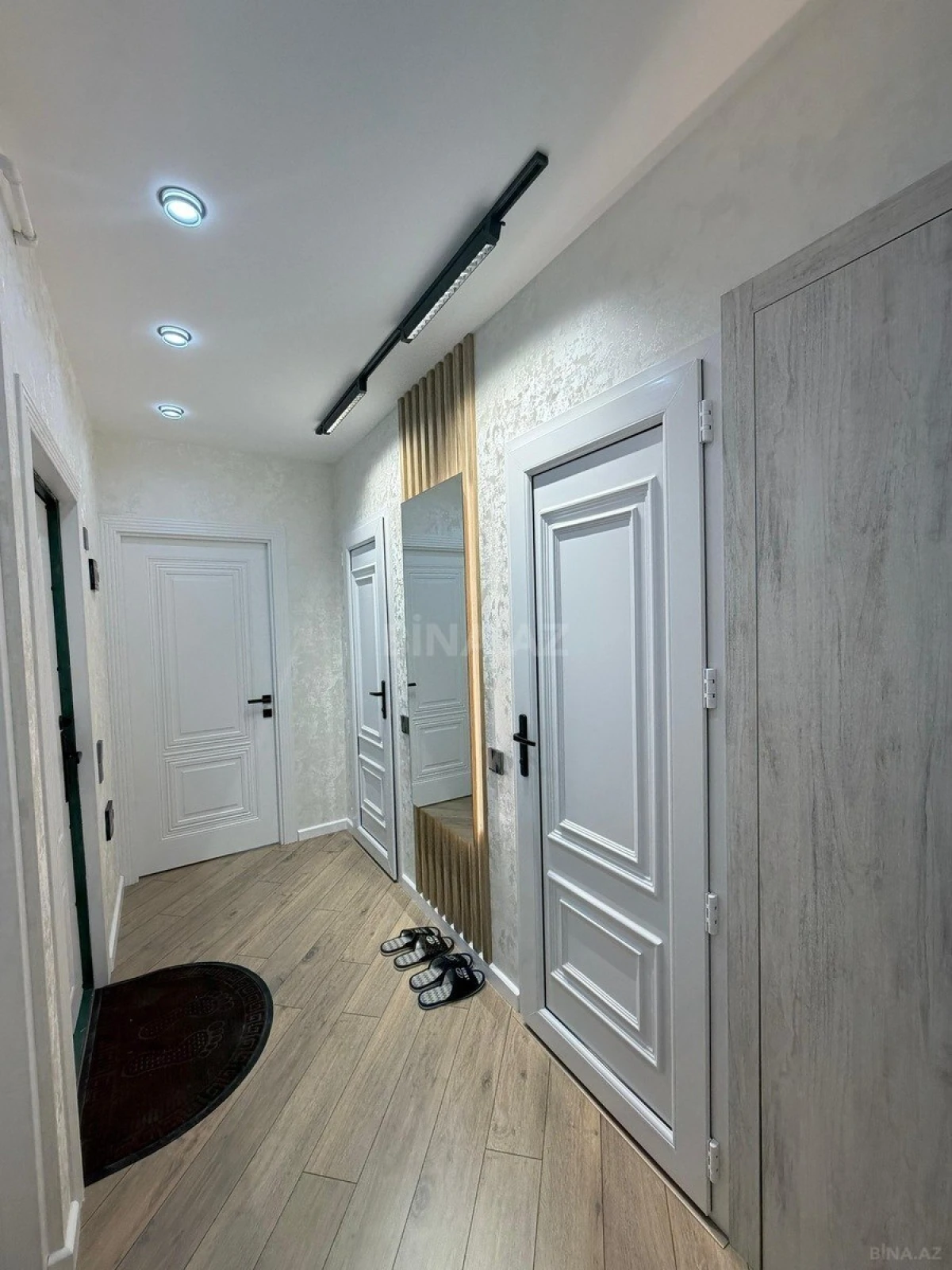 Satılır 2 otaqlı mənzil 65 m²