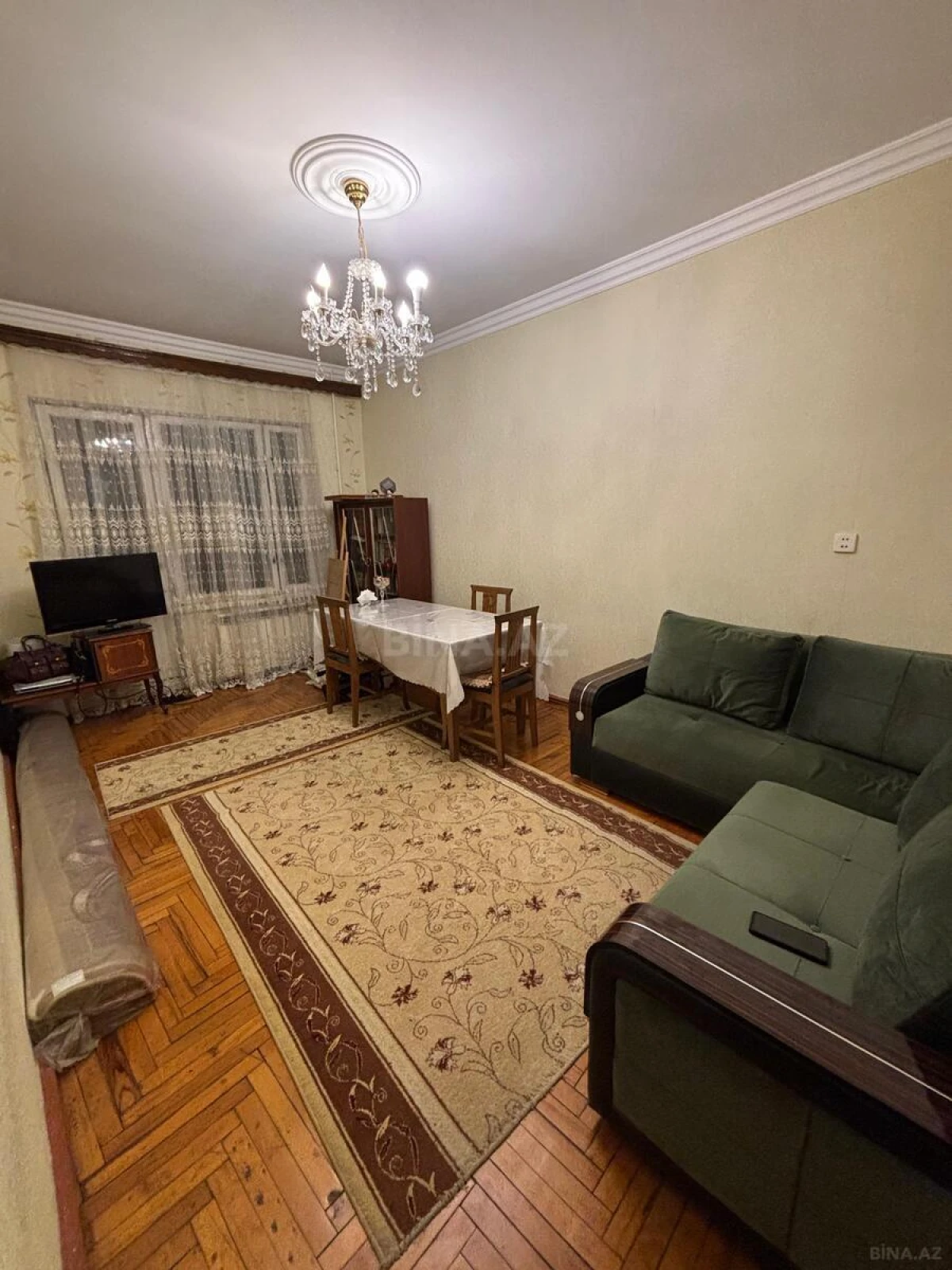 Satılır 4 otaqlı mənzil 110 m²